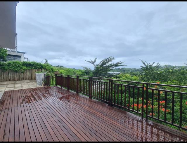 3 BEDROOM TOWNHOUSE FOR SALE IN SIMBITHI ECO ESTATE